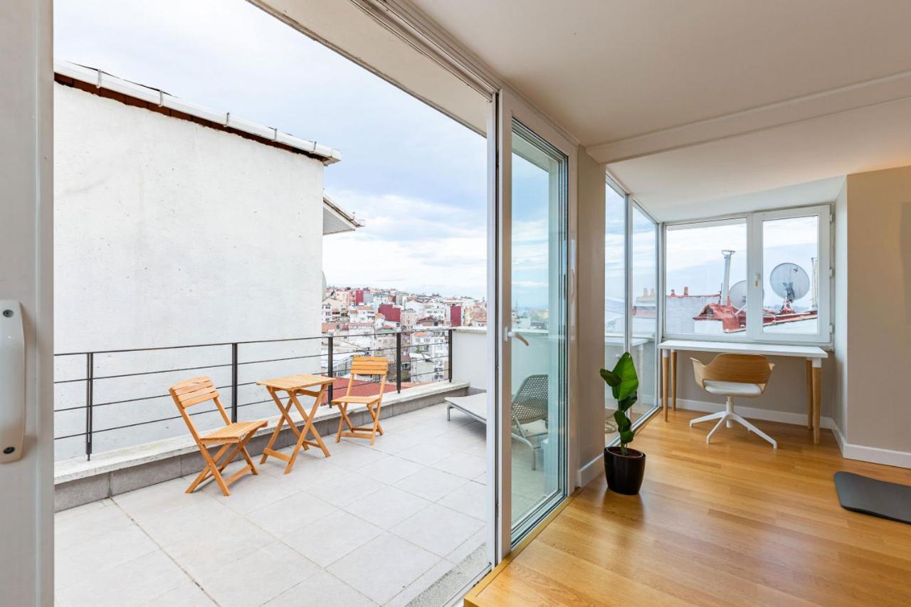 Apartament Mesmerizing Flat With Bosphorus View In Beyoglu Stambuł Zewnętrze zdjęcie